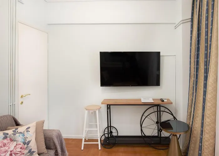 Ag.sofias Minkk, 2b/room+balcony סלוניקי